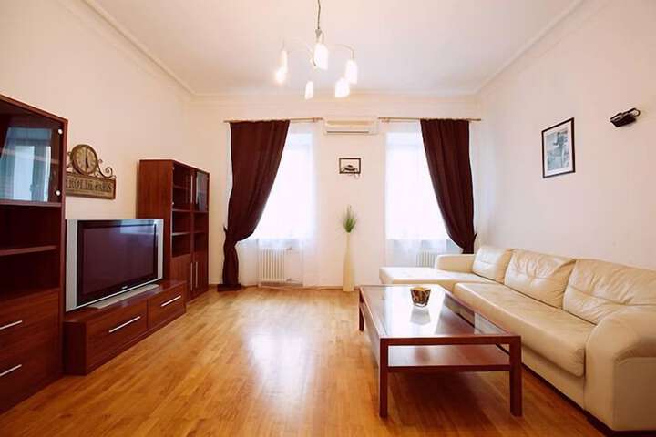 Room 16 of 20