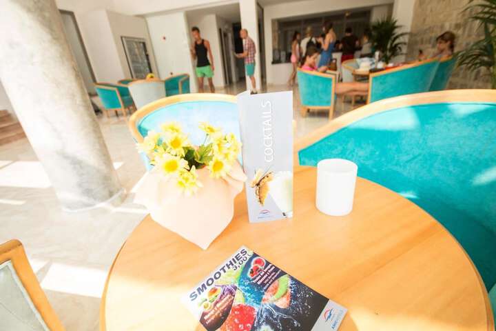 Pools & Facilities
