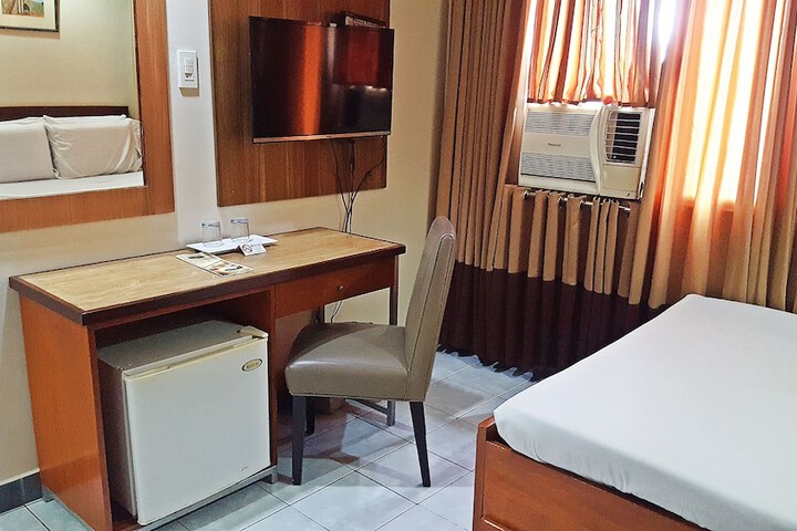 Room 22 of 69