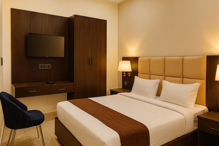 Room 2 of 14