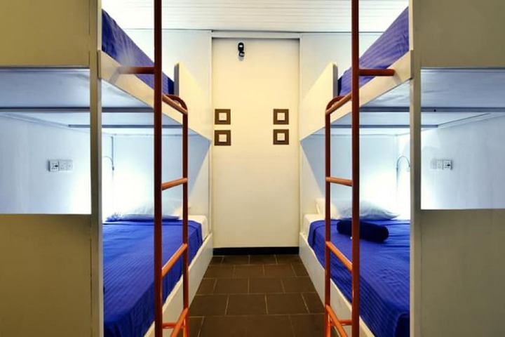 Room 3 of 13