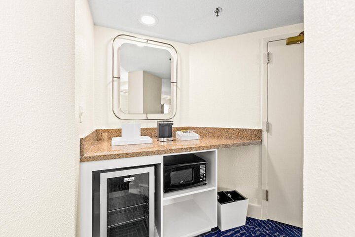 Minibar