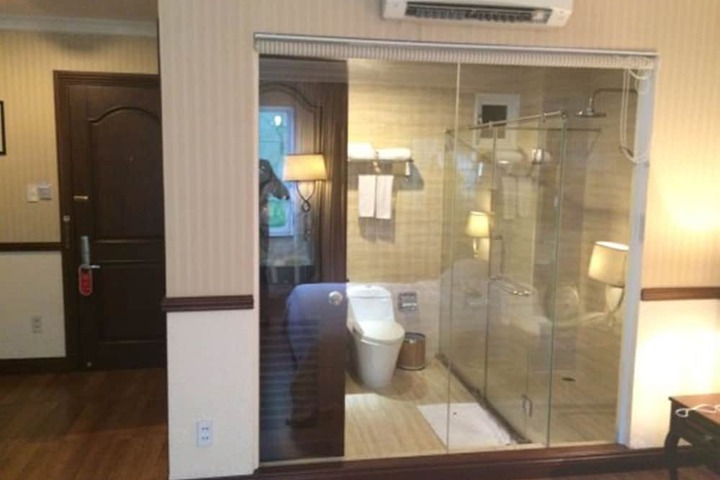 Room 21 of 45