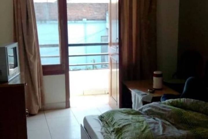 Goroomgo Zen Oaks Homestay Café Almora