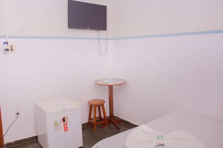 Room 13 of 65