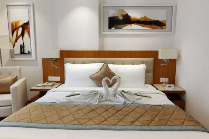 Room 25 of 74
