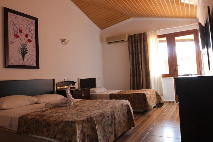 Room 7 of 57