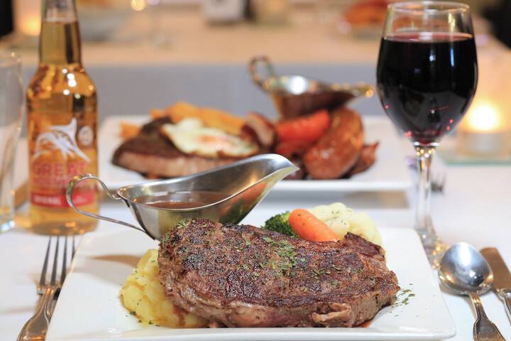 Dining 54 of 69