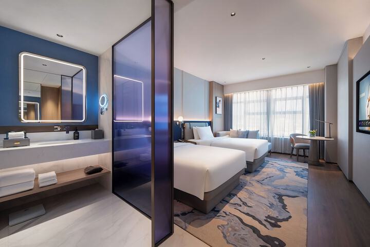 Room 18 of 45
