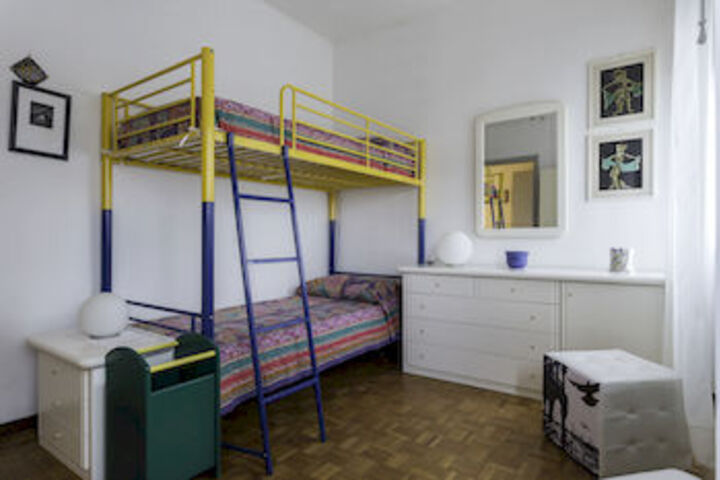 Room 341 of 871