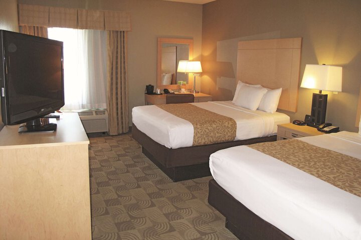 Room 6 of 42