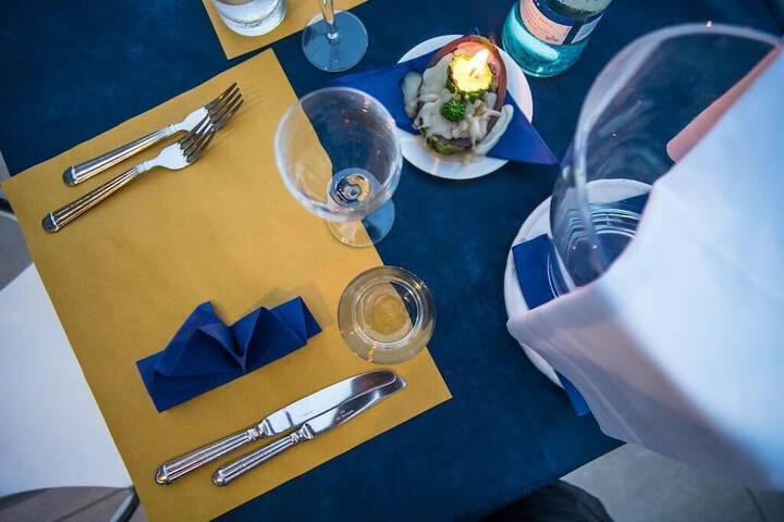 Dining 13 of 24
