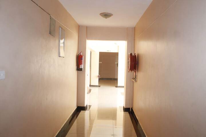 Ballroom/Hall 33 of 40