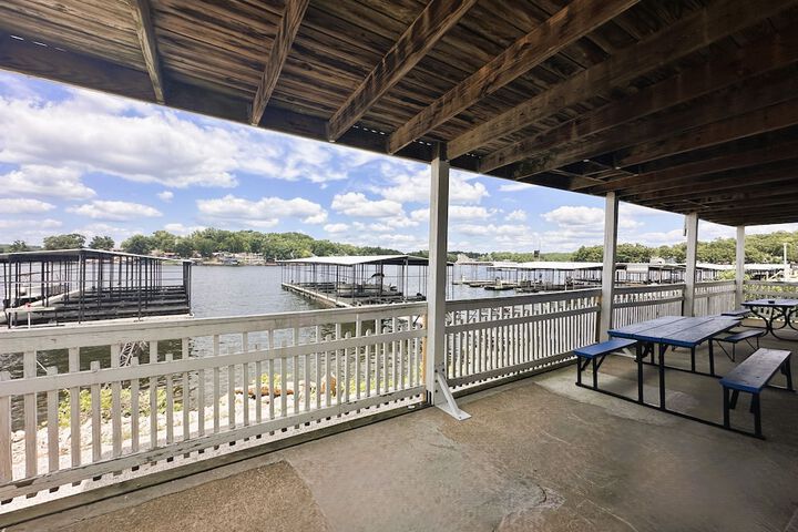 Hotel View 290 of 313