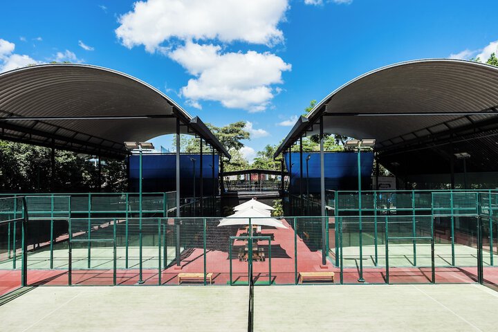 Tennis court