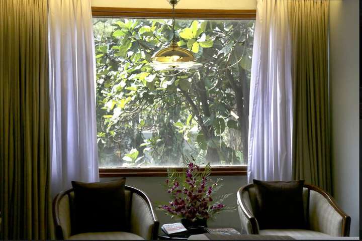 Room 18 of 37