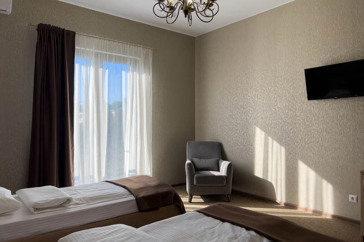 Room 4 of 21