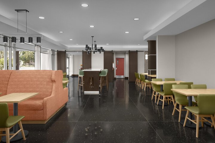 Breakfast/Coffee Service 35 of 52