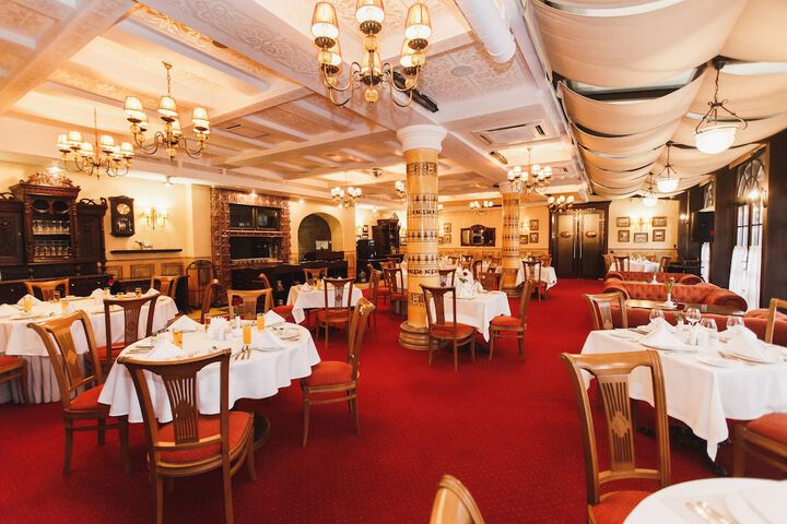 Dining 74 of 128