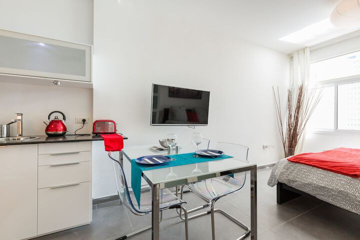 Room 7 of 22