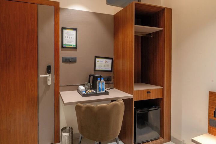 Room 19 of 40