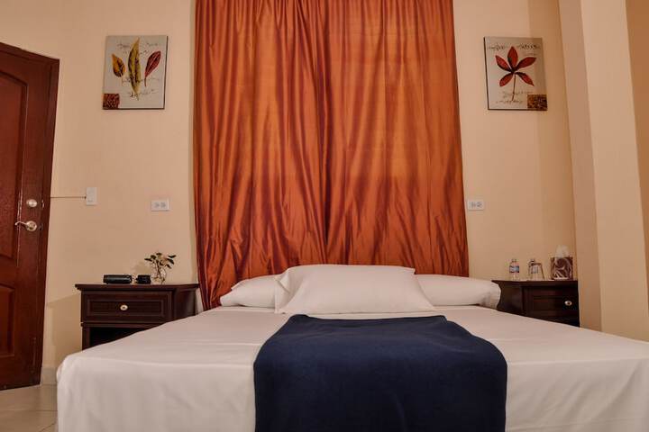 Room 6 of 36