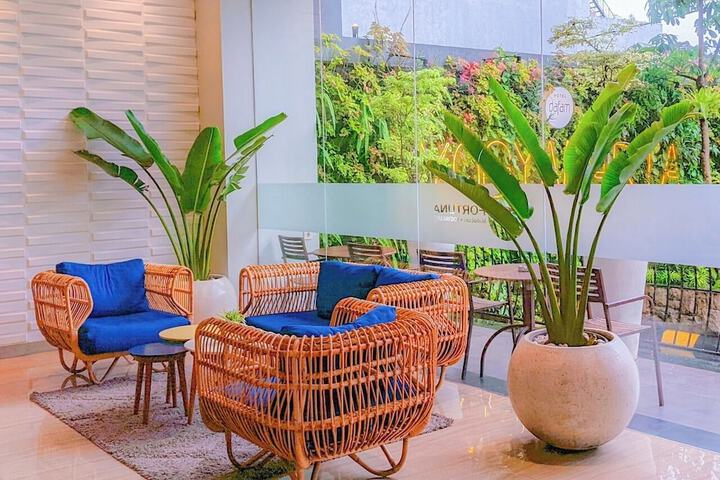 Hotel Lobby