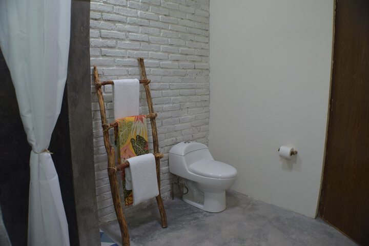 Room 49 of 61