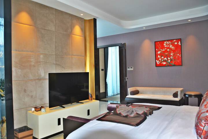 Room 19 of 59