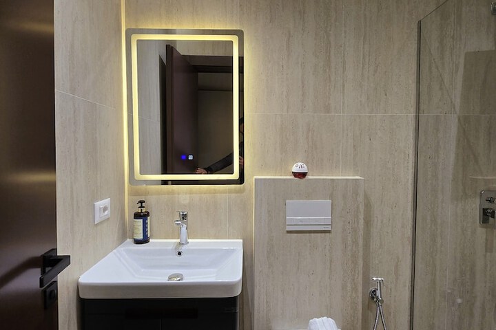 Room 39 of 51