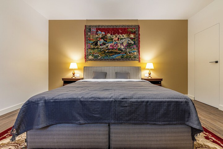 Room 49 of 101