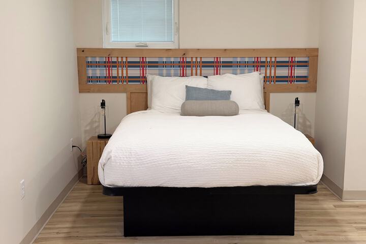 Room 68 of 103