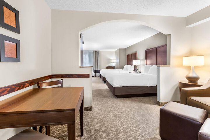 Room 15 of 38