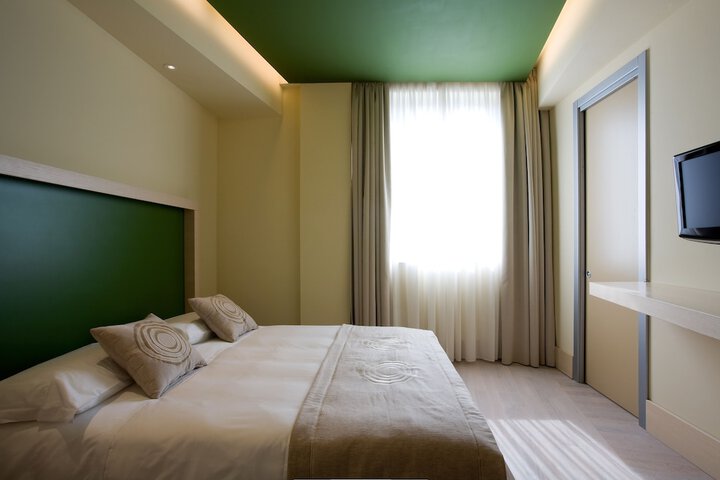 Room 19 of 88