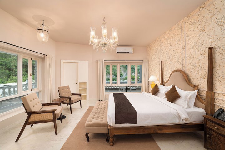 Room 20 of 74