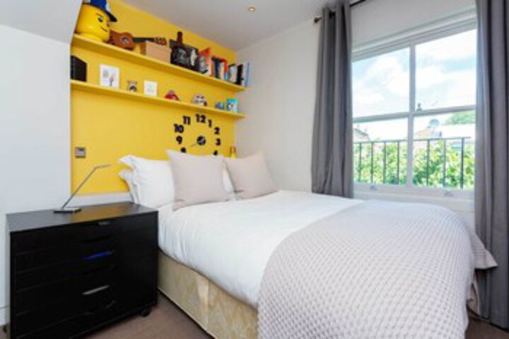Room 17 of 24