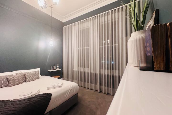 Room 8 of 49