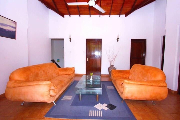 Room 8 of 21