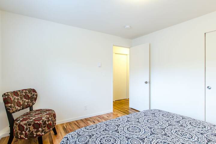 Room 10 of 17