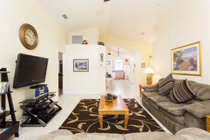 Room 10 of 23