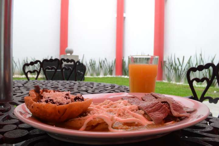 Breakfast/Coffee Service 28 of 51