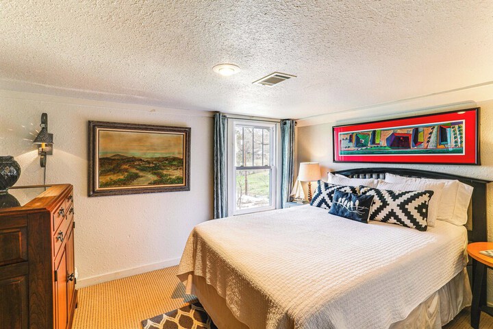 Room 5 of 41