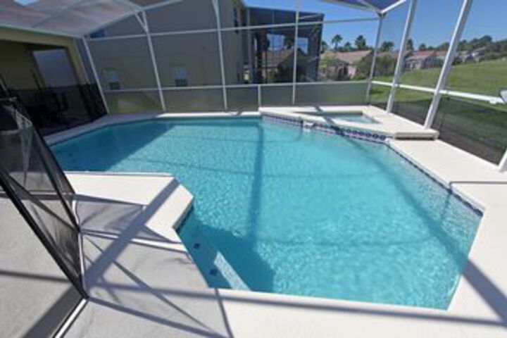 Pool 13 of 15