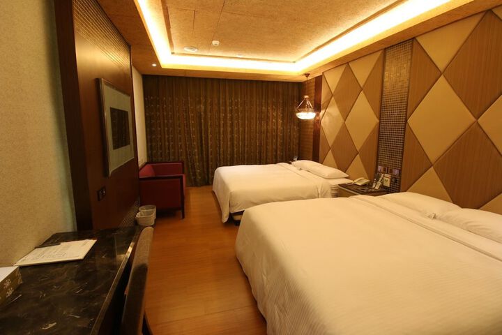 Room 22 of 51