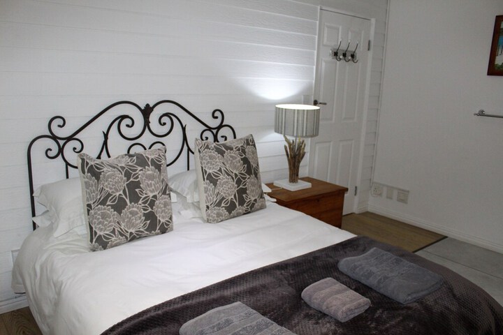 Room 16 of 43