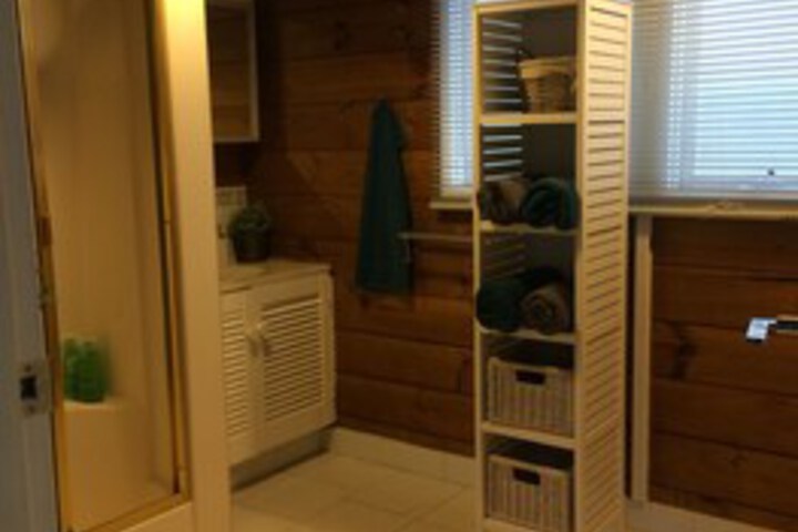 Room 3 of 12