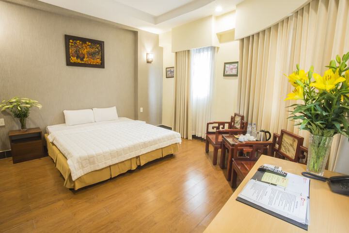 Room 28 of 51