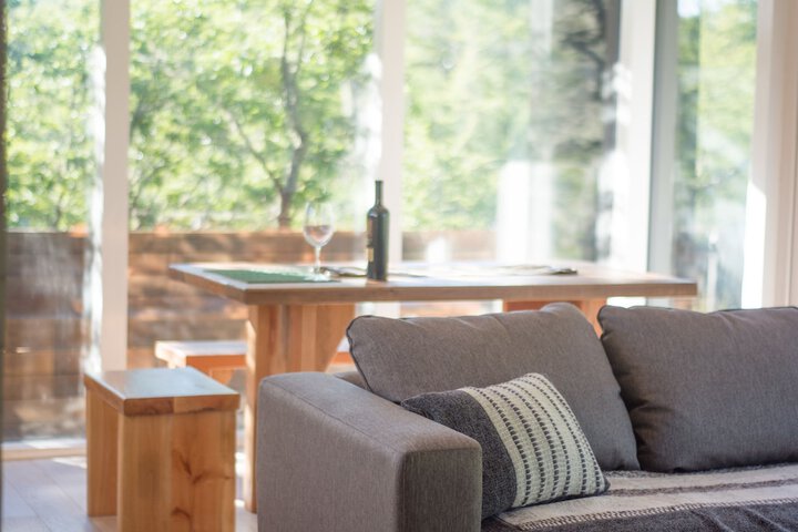 Room 24 of 99