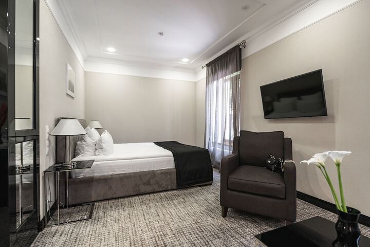 Room 26 of 60