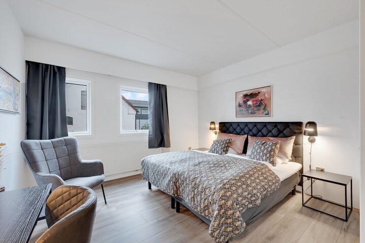 Room 16 of 52